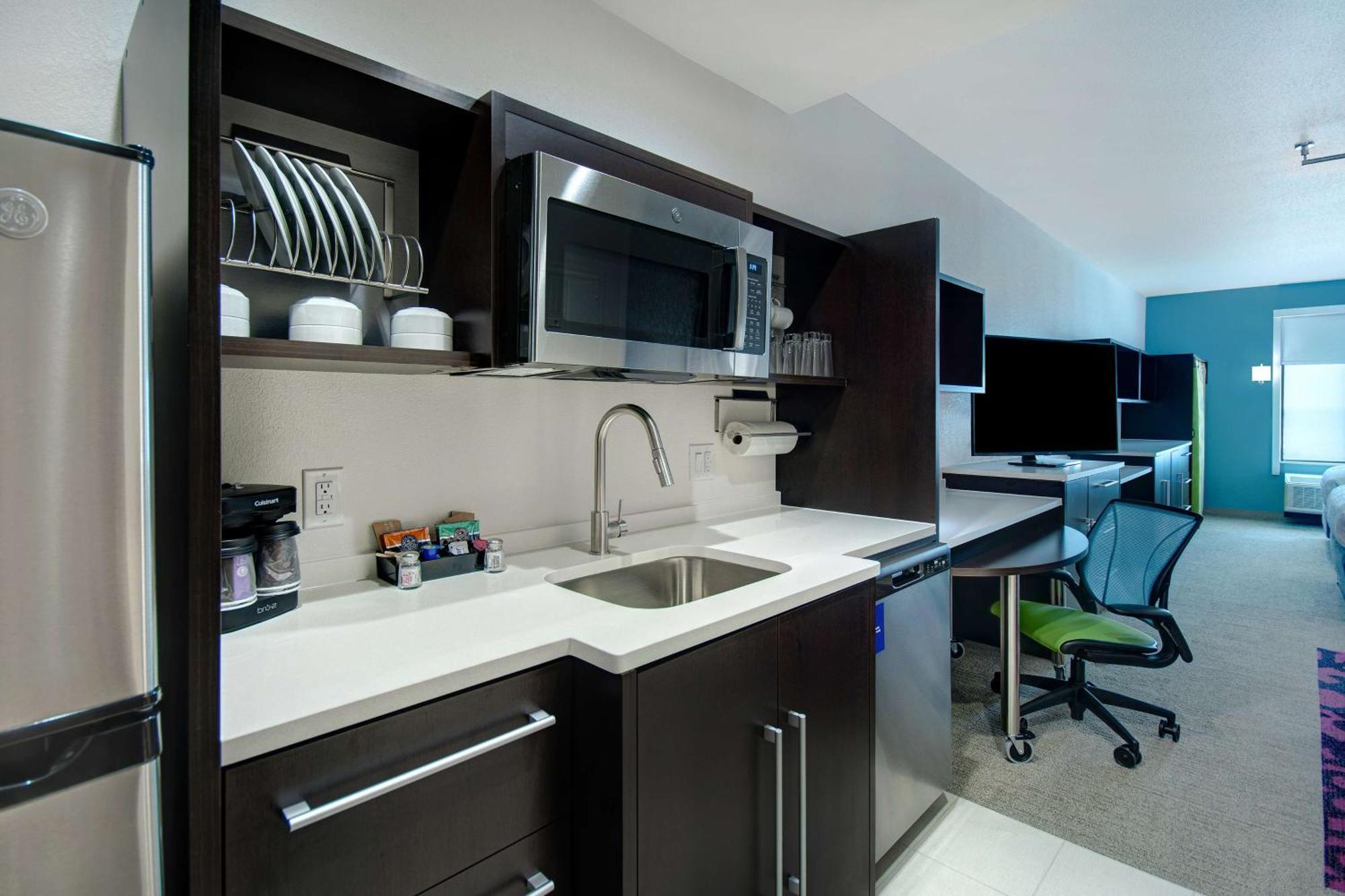 Home2 Suites By Hilton Берлесон Экстерьер фото