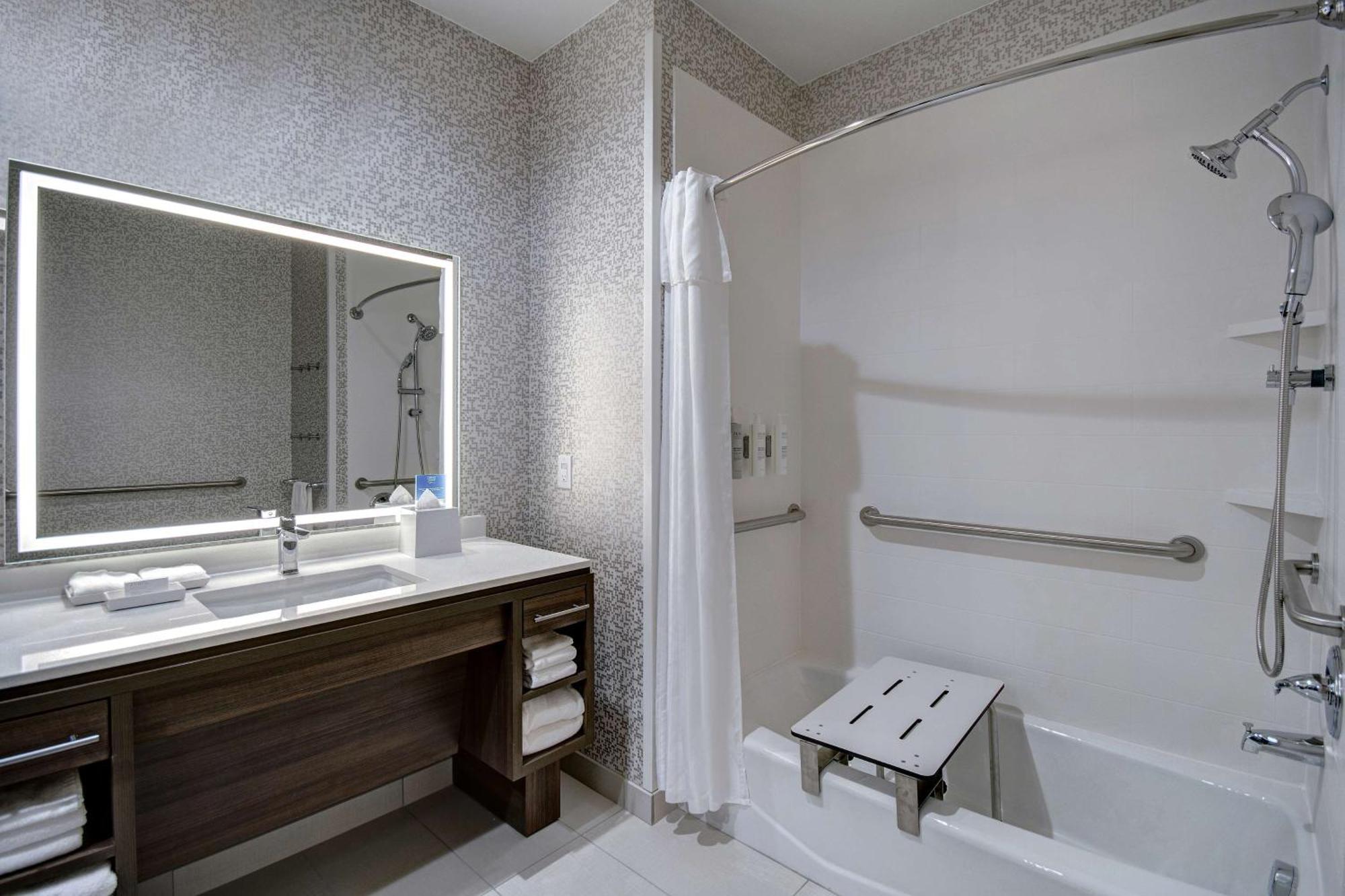 Home2 Suites By Hilton Берлесон Экстерьер фото
